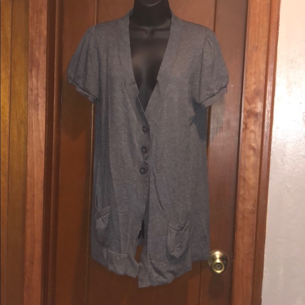 Apt 9 long sweater with short sleeves